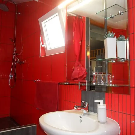 Natali - Heating Pool Appartement Trogir