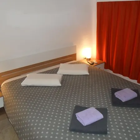 Appartement Natali - Heating Pool