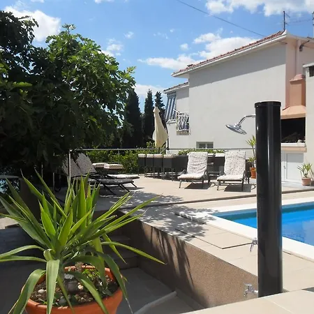 Natali - Heating Pool * Trogir