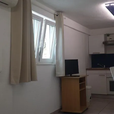 Appartement Natali - Heating Pool