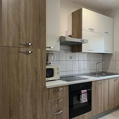 Natali - Heating Pool Apartment Trogir
