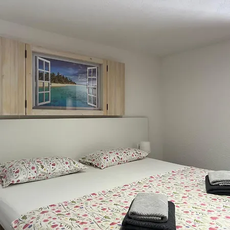 Apartment Natali - Heating Pool Trogir