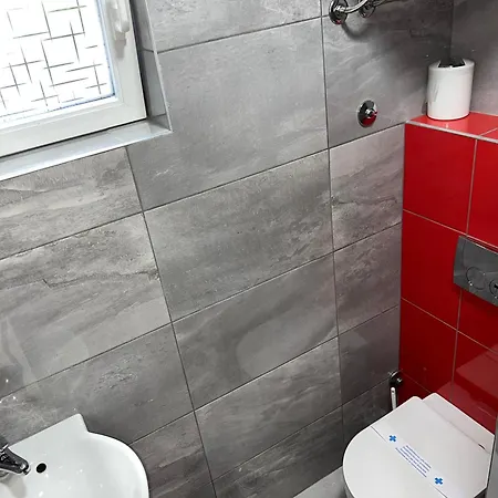 Natali - Heating Pool Apartment