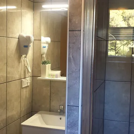 Natali - Heating Pool Apartmán