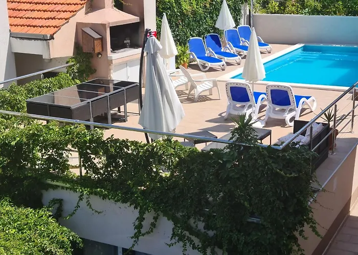 Natali - Heating Pool Lägenhet *