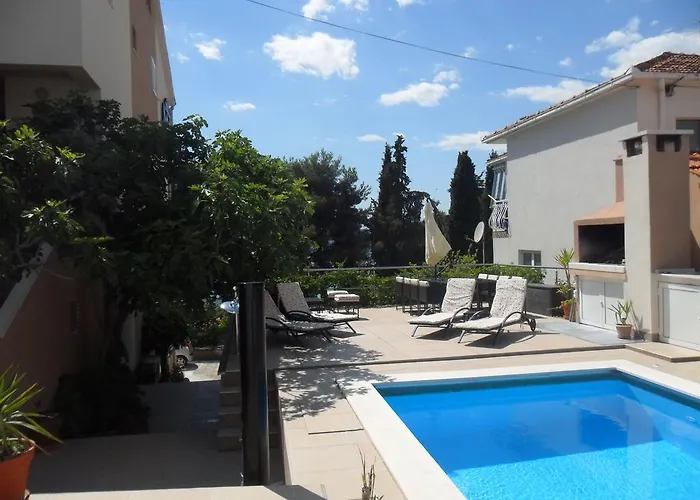 Natali - Heating Pool *