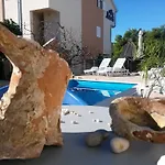 Apartmán Natali - Heating Pool Trogir